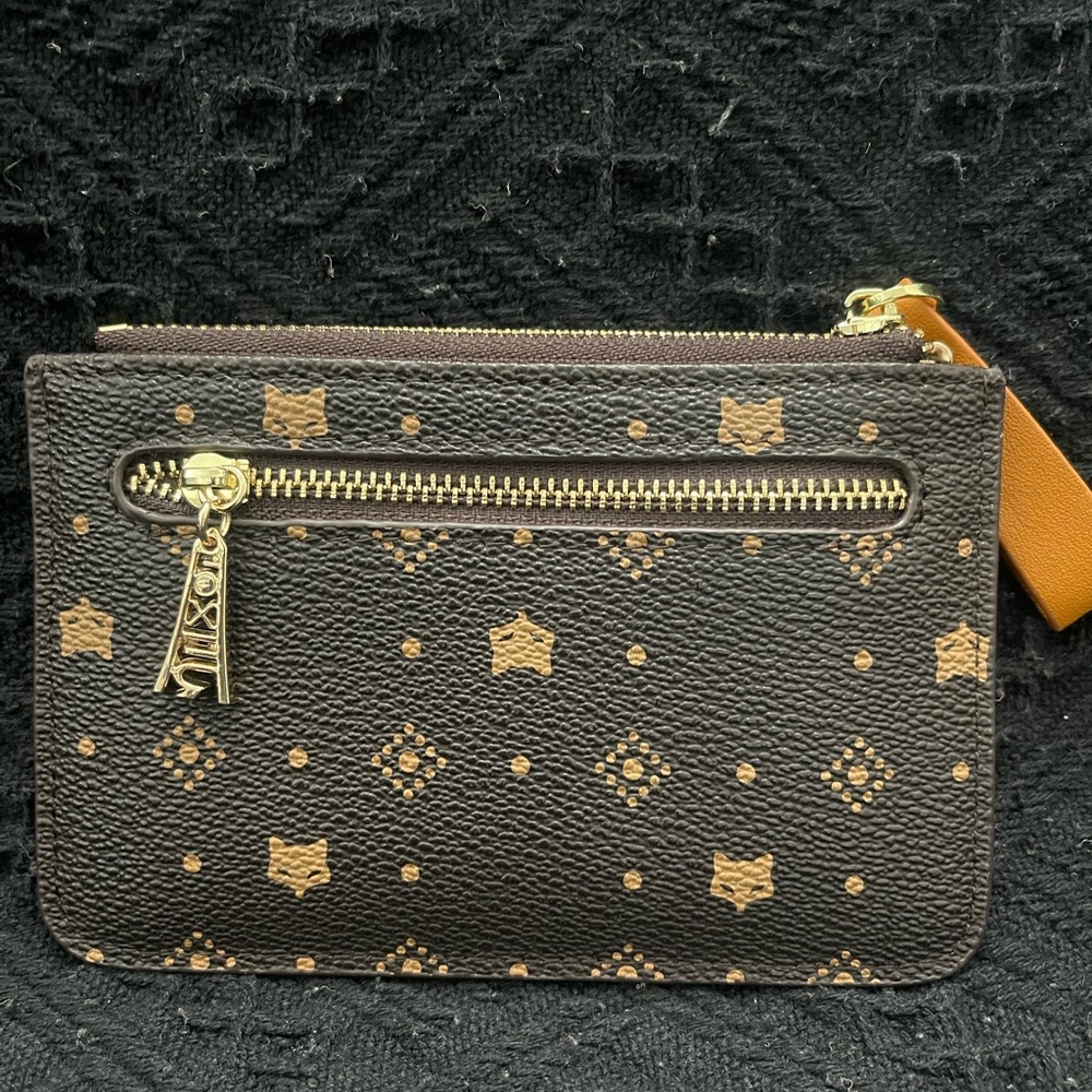 Small Wallet/ Card holder - Picture 2 of 3